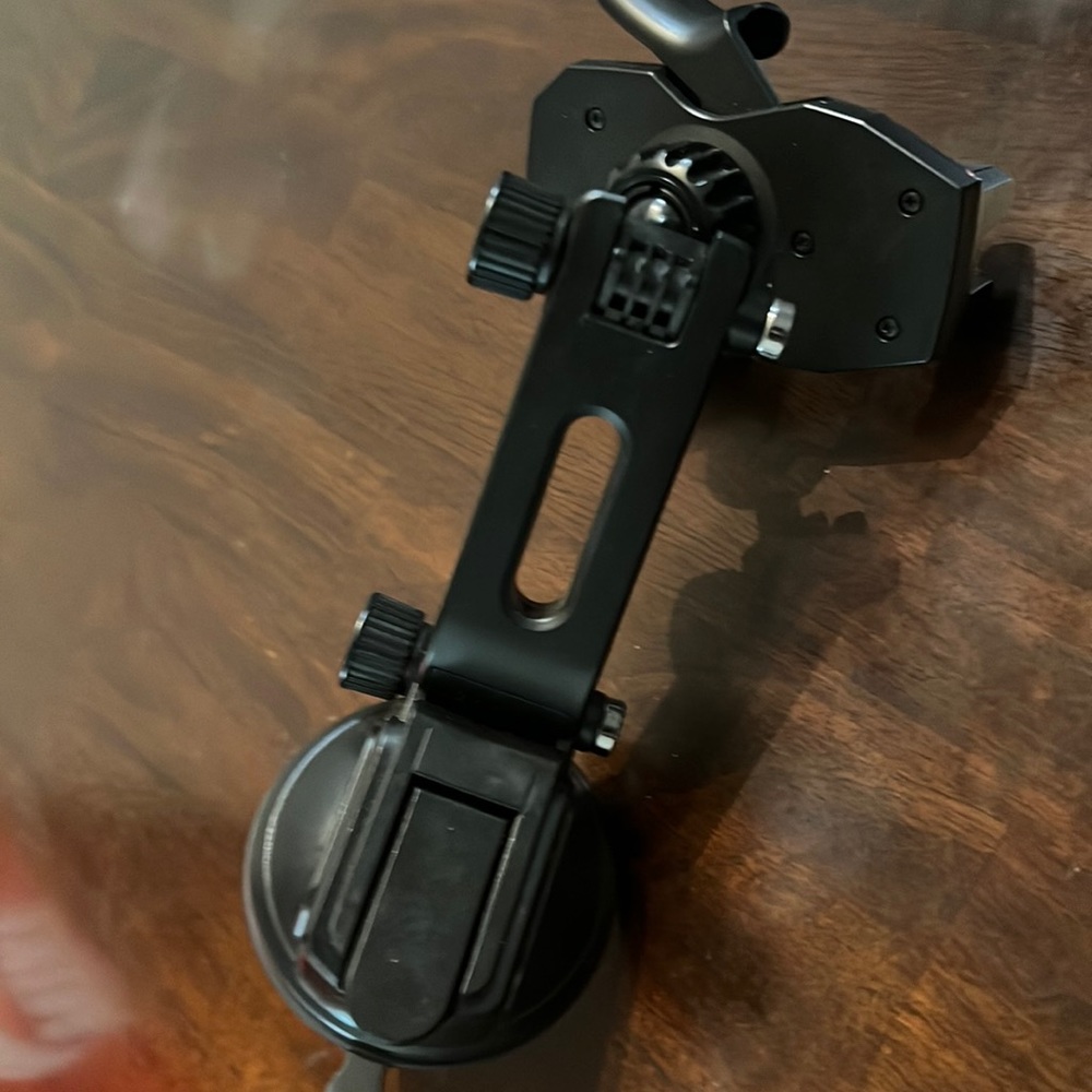 Used iPow car phone holder mount
